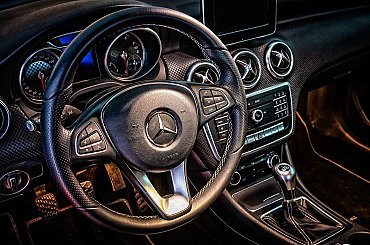 Čínska automobilka prevzala úplnú kontrolu nad spoločným podnikom s Mercedes-Benz v Číne