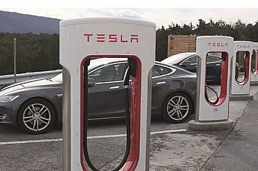 Tesla začíná vyrábět aktualizovaný Model Y Juniper. Prodej začne už příští rok