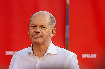 Scholz plánuje oživiť ekonomiku. Chce zvýšiť investície a prilákať viac kvalifikovaných ľudí